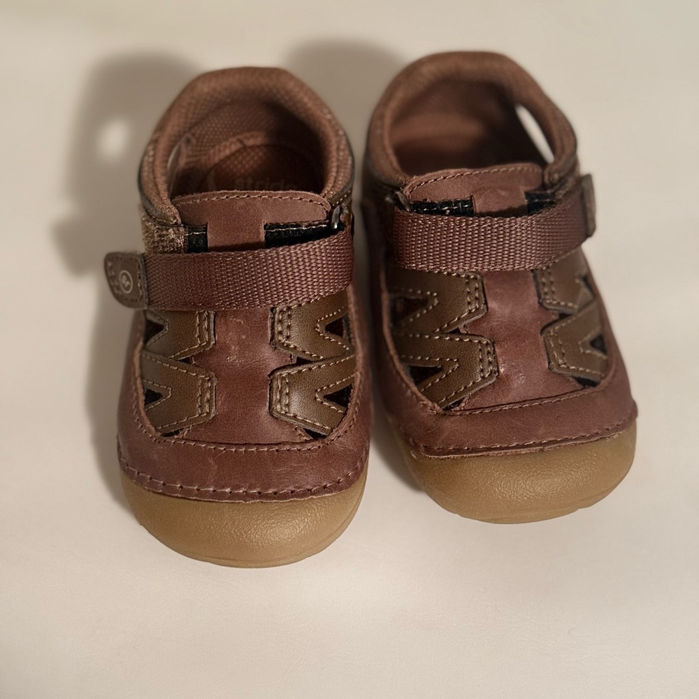 NWOT Stride Rite Brown Baby Walker Shoes with Velcro